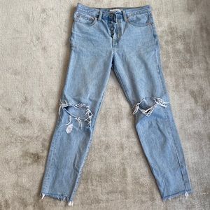 Levi’s size 27 Wedgie jeans